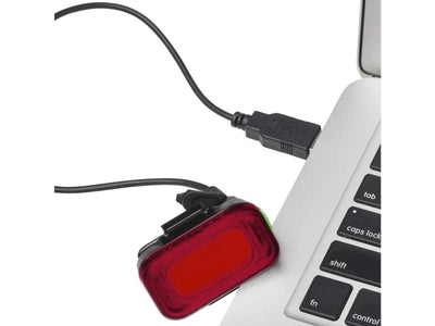 Výkonné zadní světlo Blackburn Grid USB-C