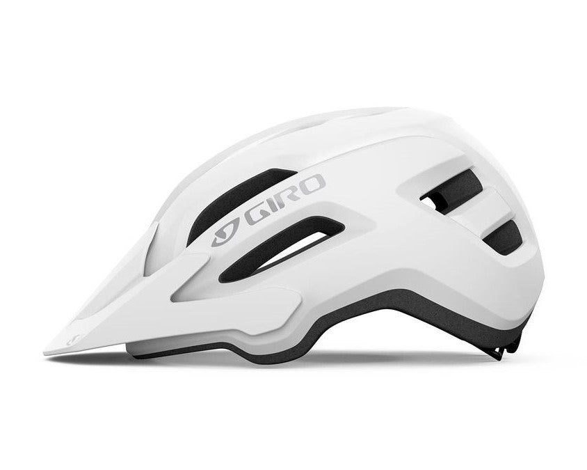 Cyklistická přilba GIRO Fixture II Mat White/Titanium