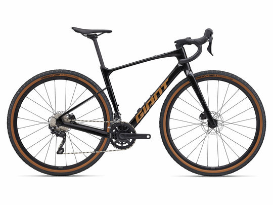 Gravel, Giant Revolt Advanced 3, GRX Shimano, Karbonový rám