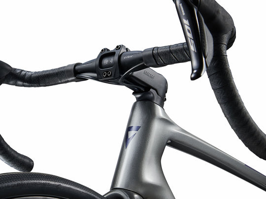 Silniční kolo Giant defy advanced plně integrovaná kabeláž