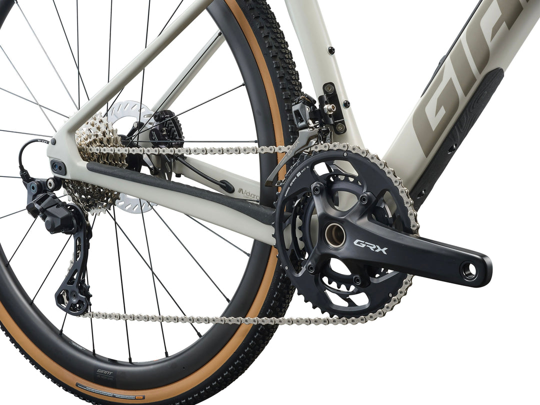 Gravel Giant Revolt Advanced 0