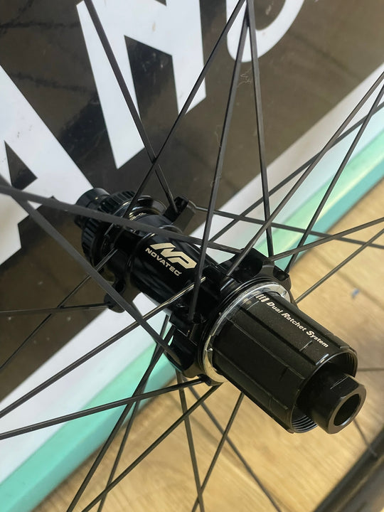 NOVATEC - karbonové výplety R4 DISC CL PRO+ Gen5