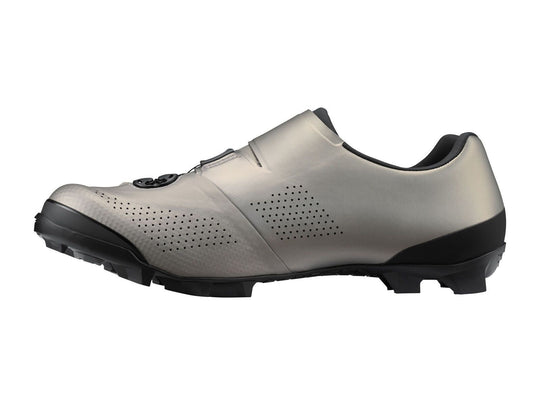 Tretry Shimano XC7
